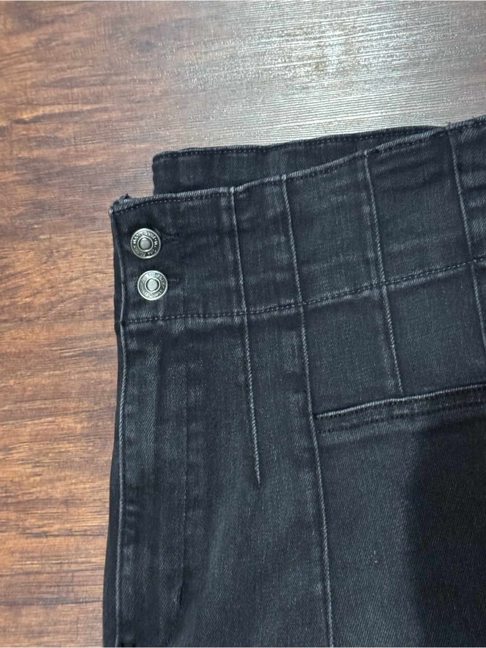 Free People "We The Free Jayde" flare jeans in a black wash - Picture 2 of 14